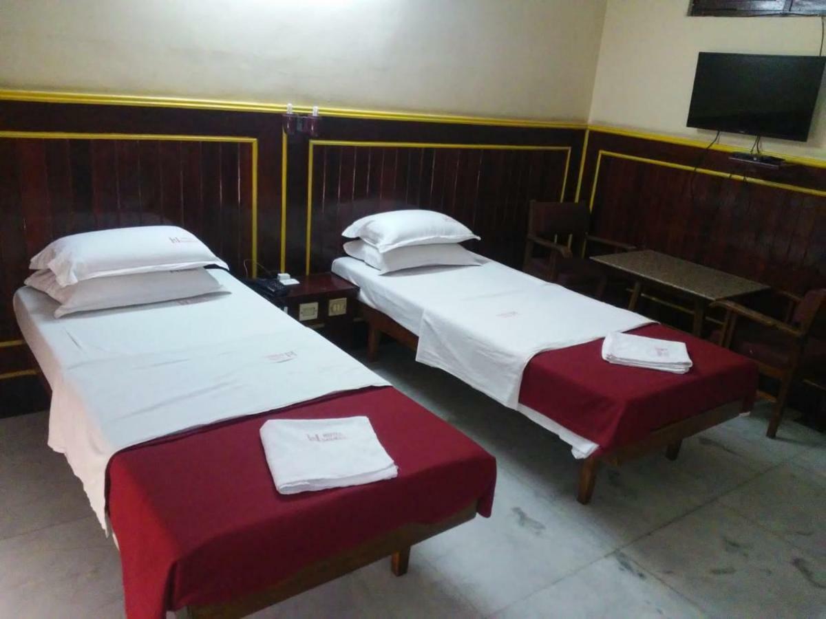 Sarmani Hotels Pvt. Ltd Chennai Ngoại thất bức ảnh