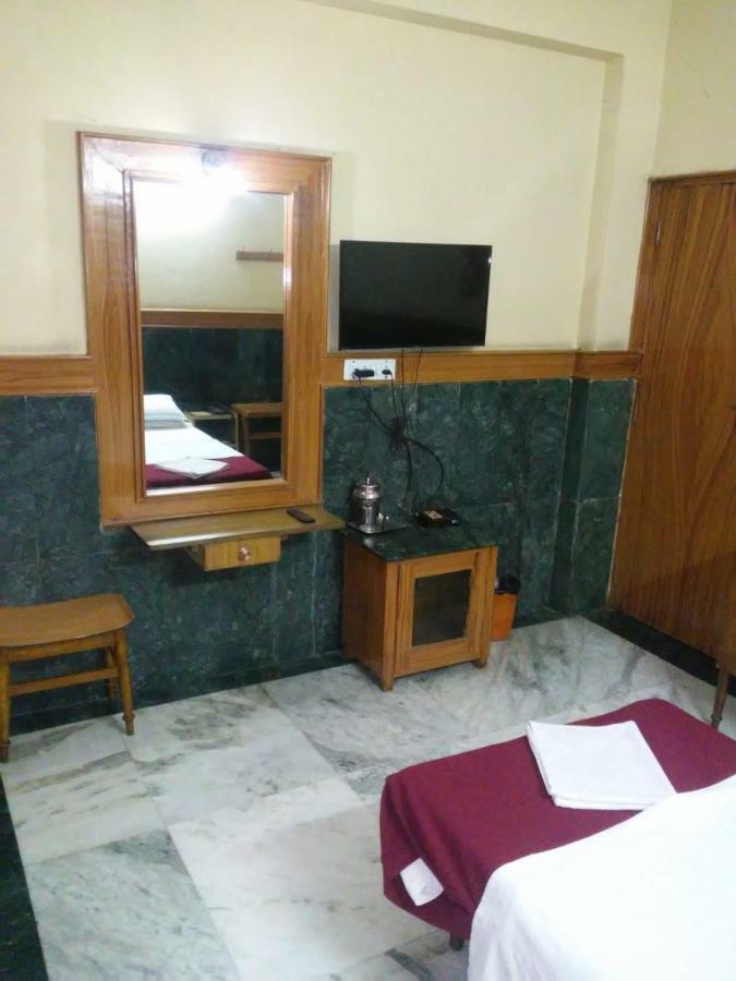 Sarmani Hotels Pvt. Ltd Chennai Ngoại thất bức ảnh